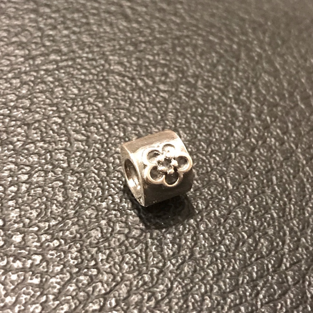 Pandora Flower Charm